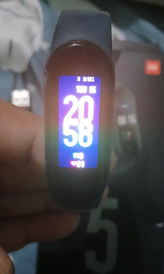 Mi Band 5 (dijual cepat)