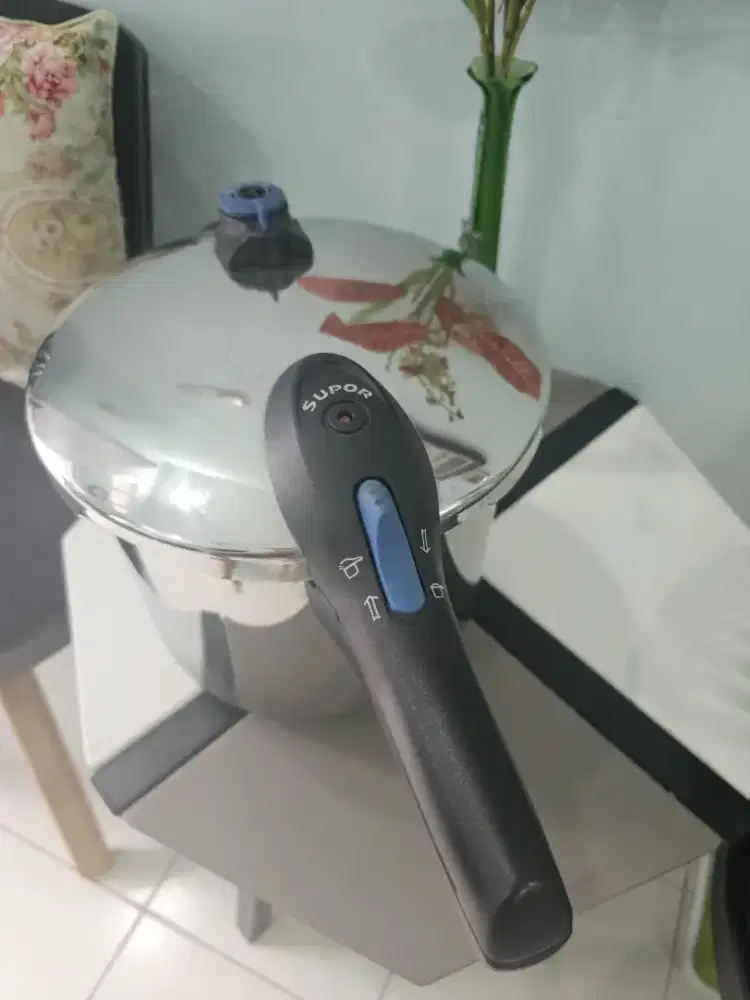 Supor Pressure Cooker ( Panci Presto)