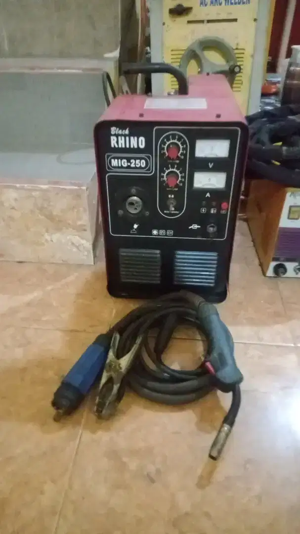 Mesin las Co2 merek Rhino