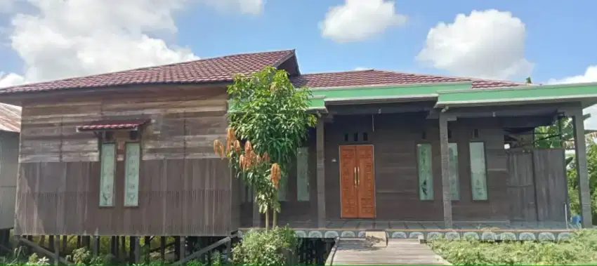 RUMAH FULL ULIN SANGAT TERAWAT