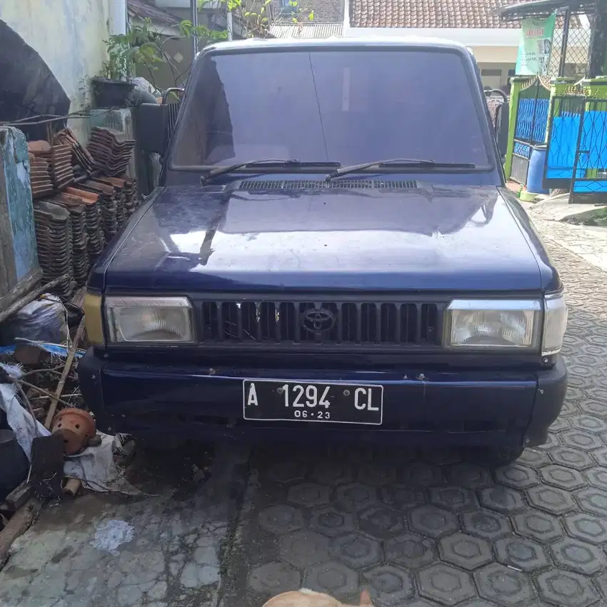 kijang jadul buat berkebun