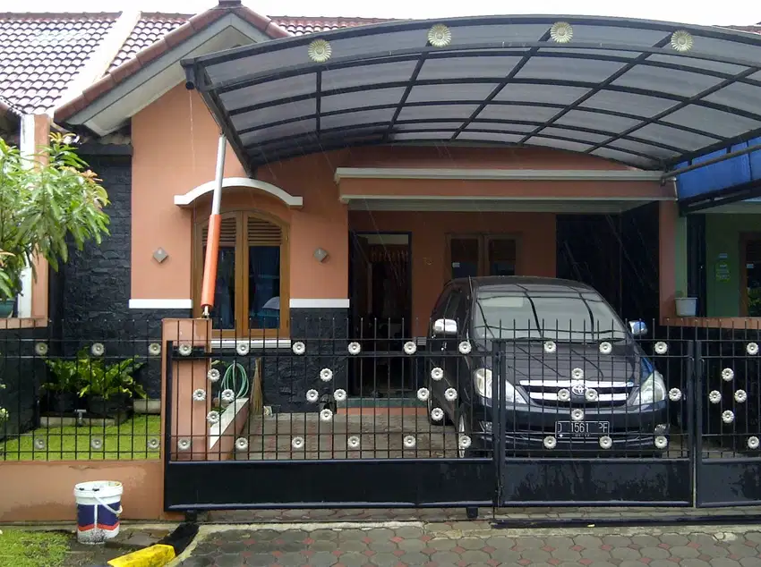 rumah lt135/90 htg1,2 di cluster elit di tanjung sari antapani bandung