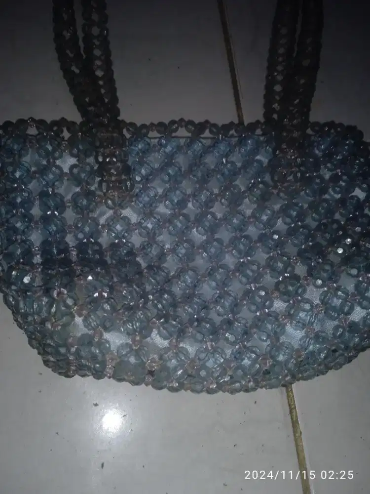 Tas wanita berwarna biru