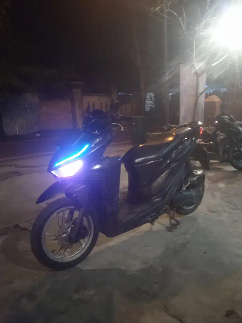 Vario 150 Tahun 2019 keyless