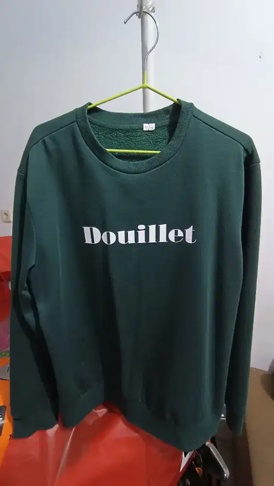 CN  brand Hijau pekat