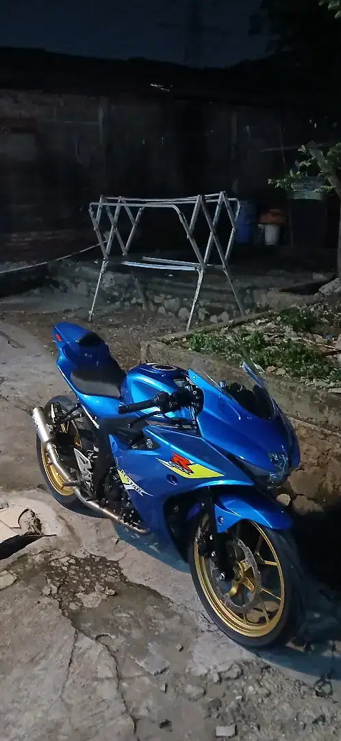 suzuki gsx r150 2019