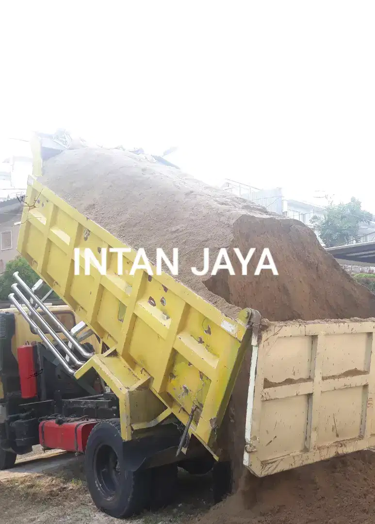 Pasir Bangunan isi 7 kubik.