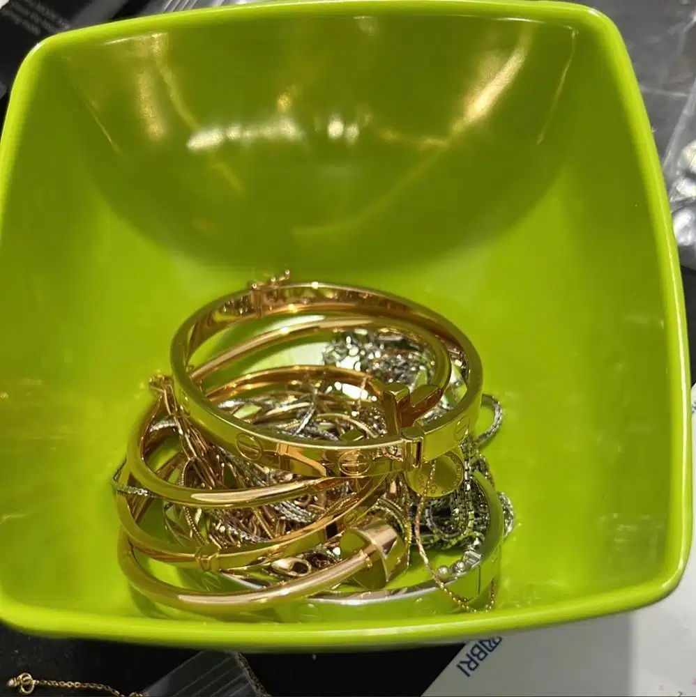 Terima emas tampa surat