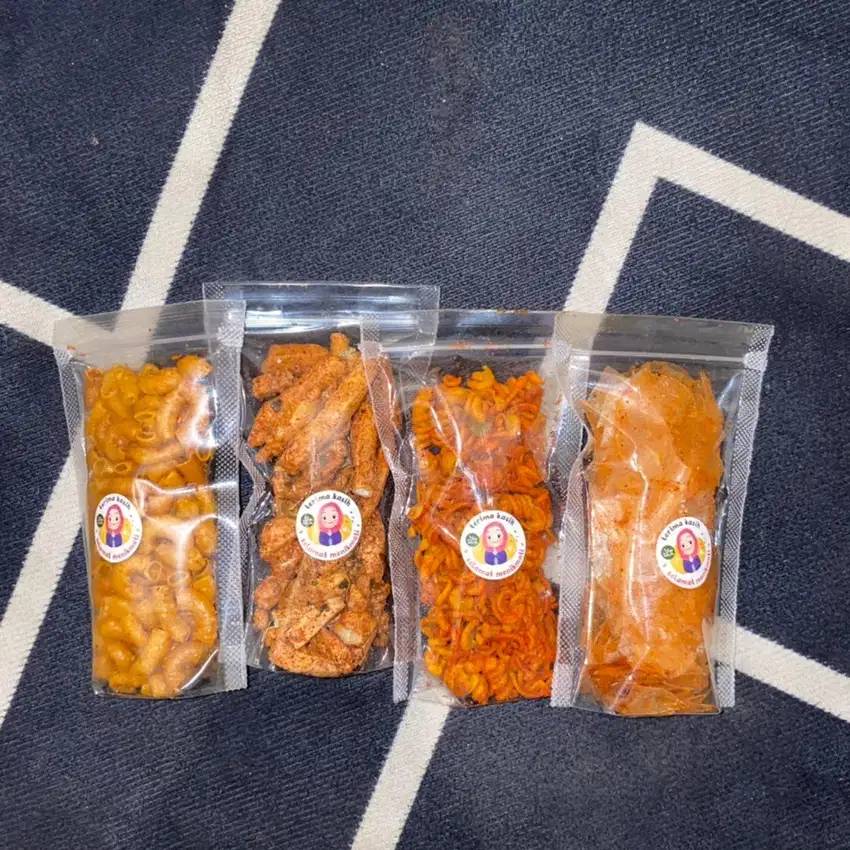 Basreng,kripca,makaroni semua pedas