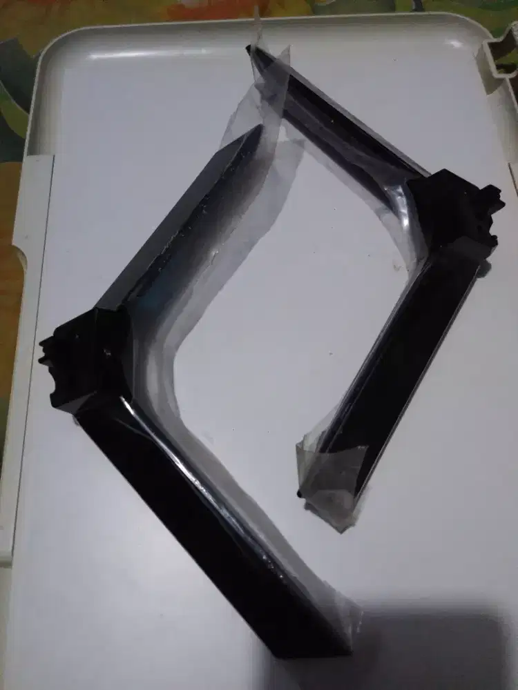 Kaki tv polytron 32 inch