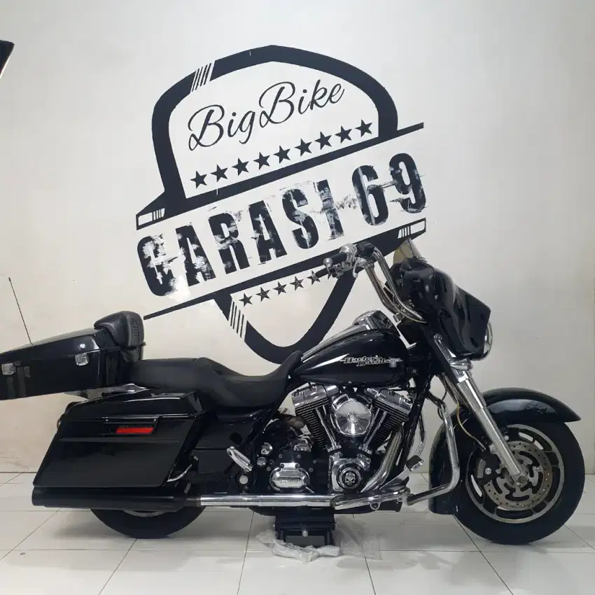 Harley davidson street glide full variasi