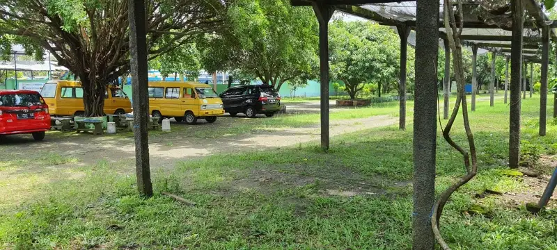 tanah luas dengan tempat usaha di Jabon Mojokerto