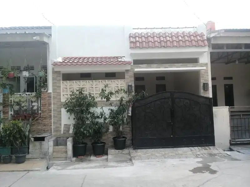 dijual rumah siap huni di mutiara gading timur ( MGT )