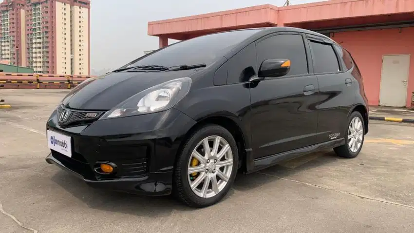 Pajak Panjang TDP 5Jt Honda Jazz 1.5 RS Bensin-MT 2013 Hitam