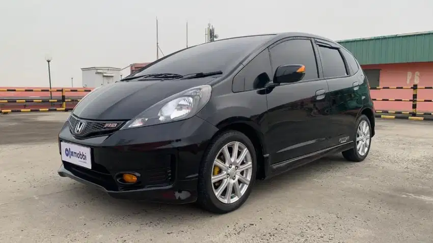 Pajak Panjang TDP 10Jt Honda Jazz 1.5 RS Bensin-MT 2013 Hitam /