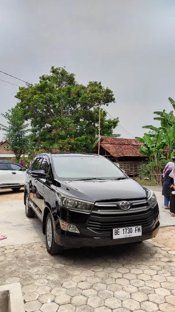 kijang Innova 2016