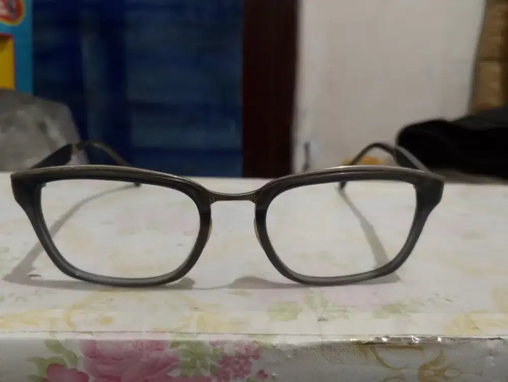 Frame kacamata merk Alan Delon tanpa lensa