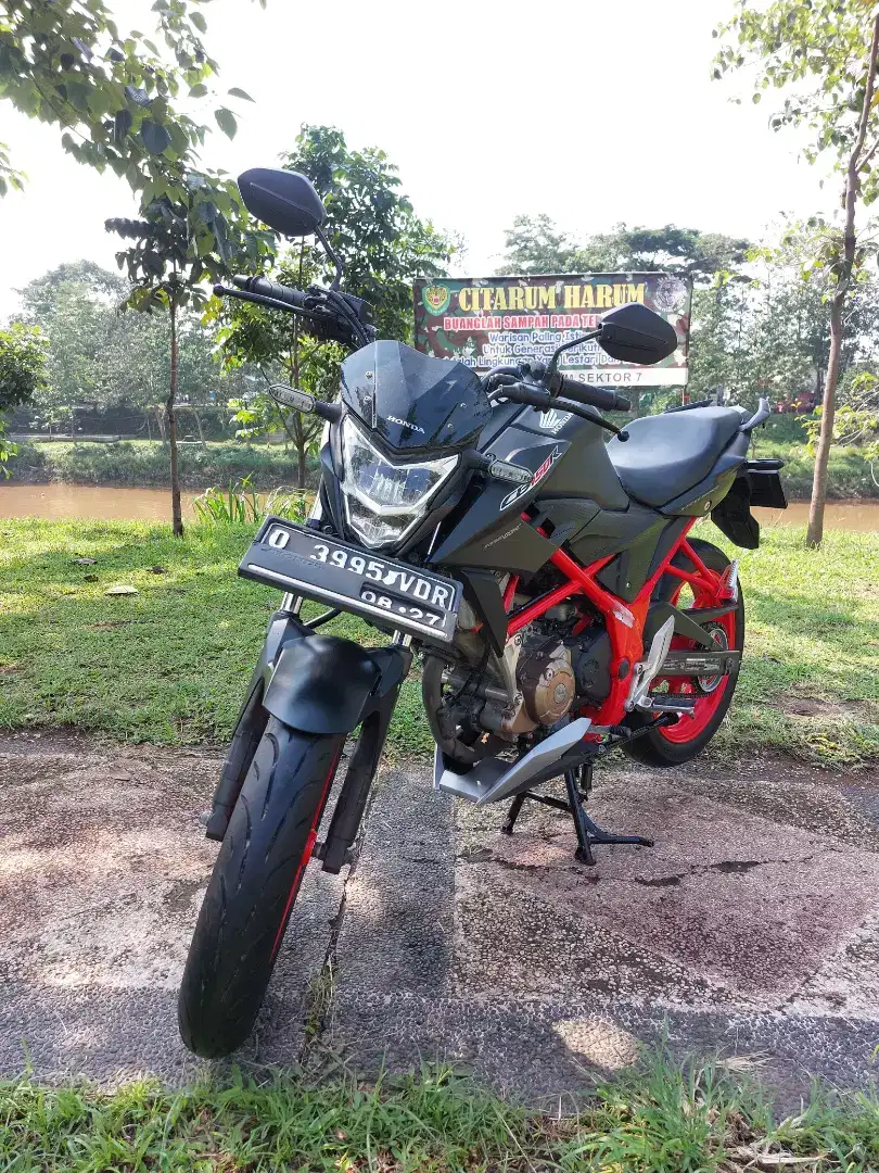 HONDA CB 150R SE TAHUN 2017 GASKEUN