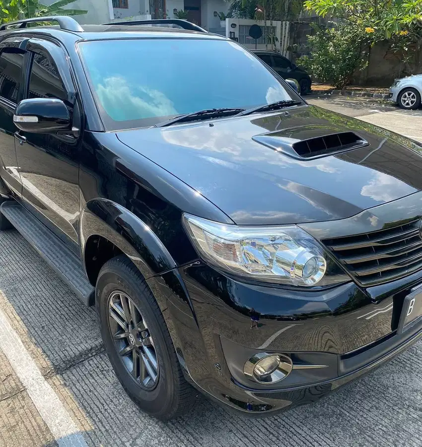 FORTUNER VNT 2015 KM 65RB TANGAN 1