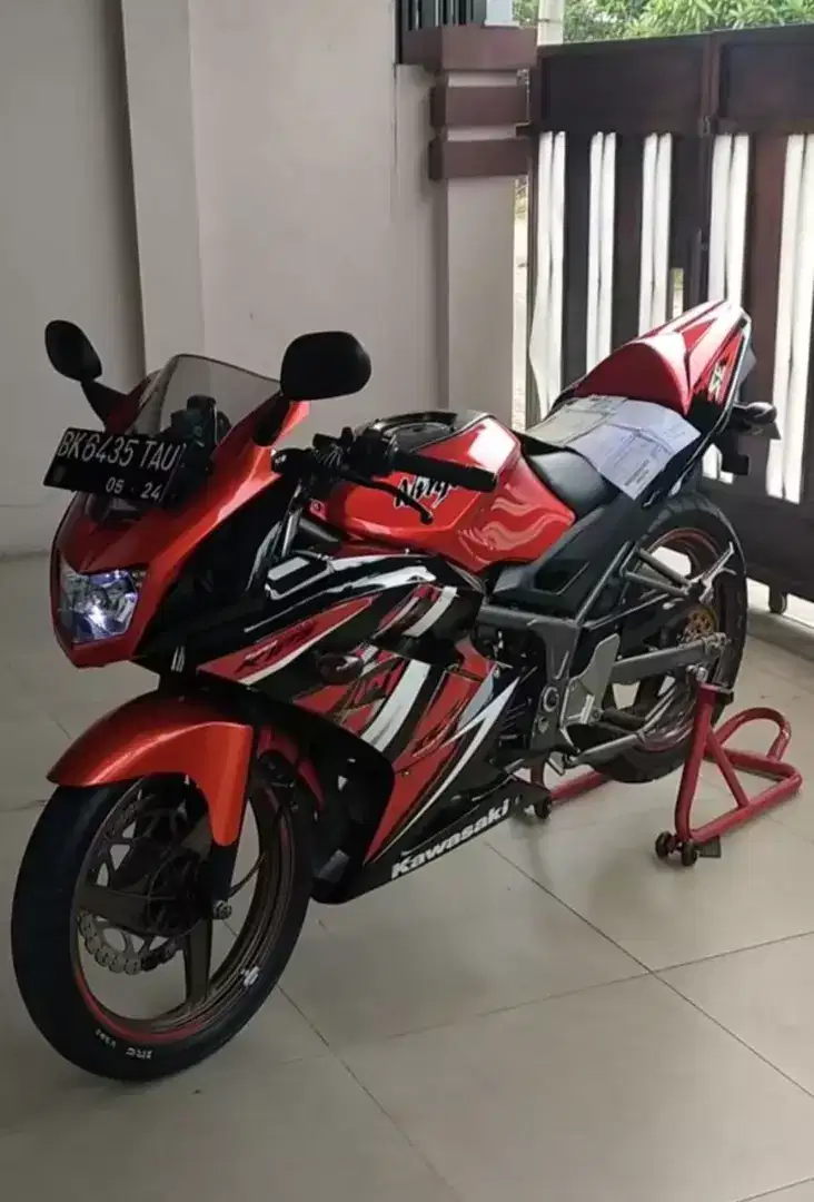 Dijual Kawasaki Ninja RR SE