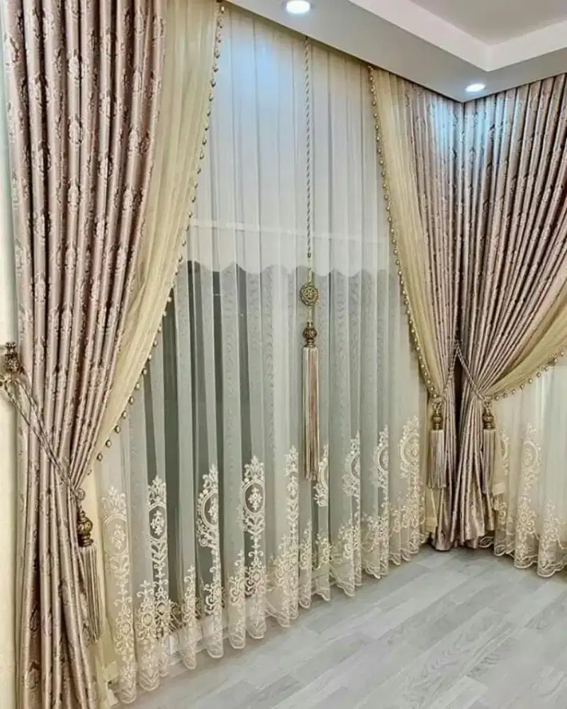 Jual gordyn gorden tirai vertikal roll blind jasa wallpaper dinding vi