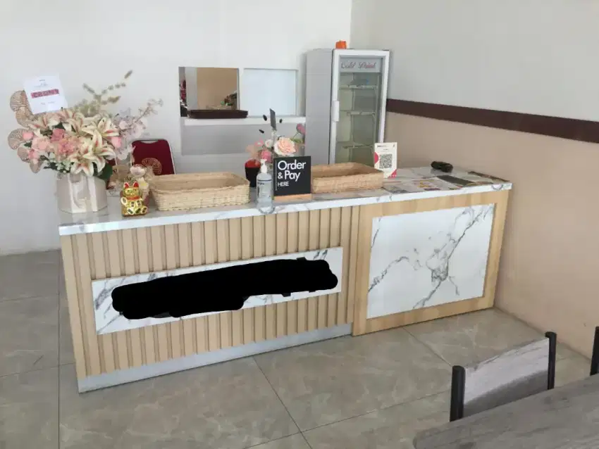 MEJA CASHIER UNTUK CAFE