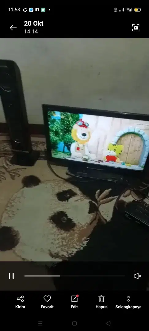 Tv LED 24 inchi hitam mulus