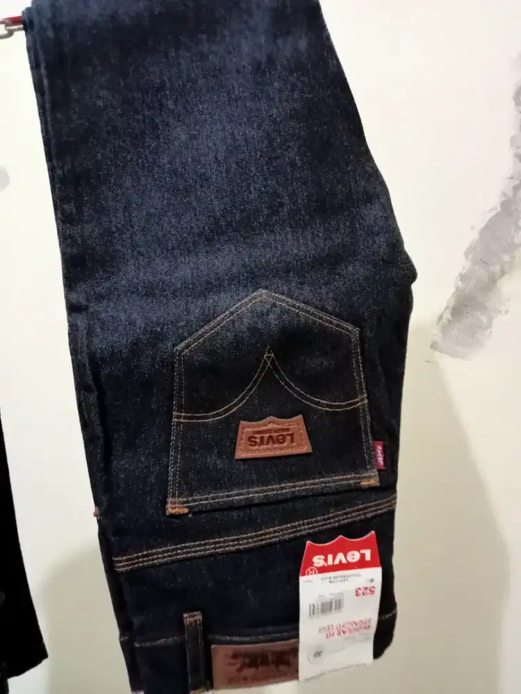 Jins denim pria.