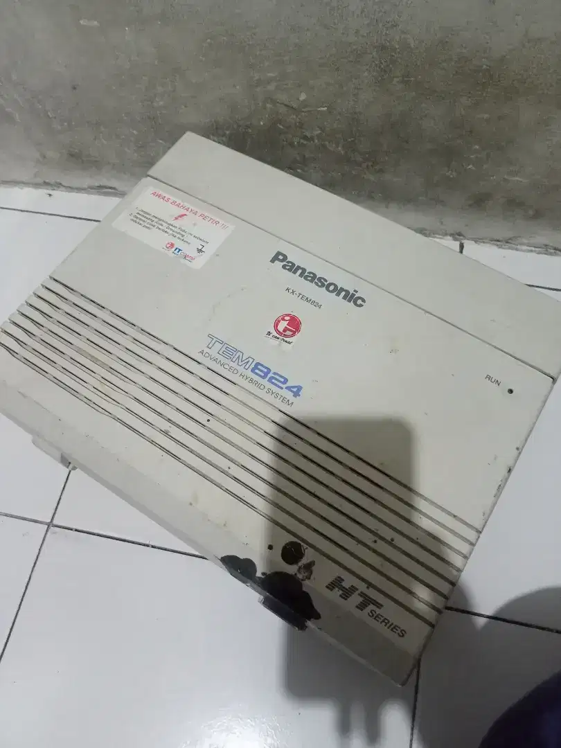 Terima komputer rusak kantor
