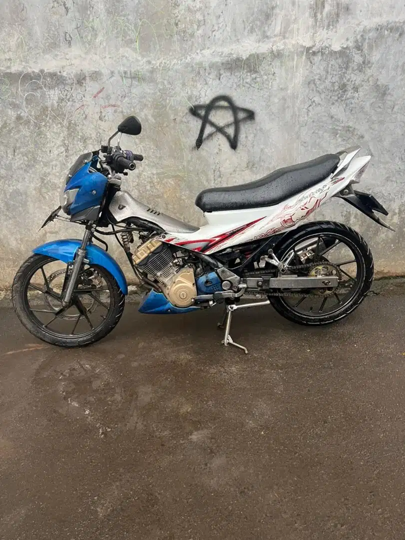 Jual/tt Suzuki satria Fu THN 2011 Surat lengkap mesin jos