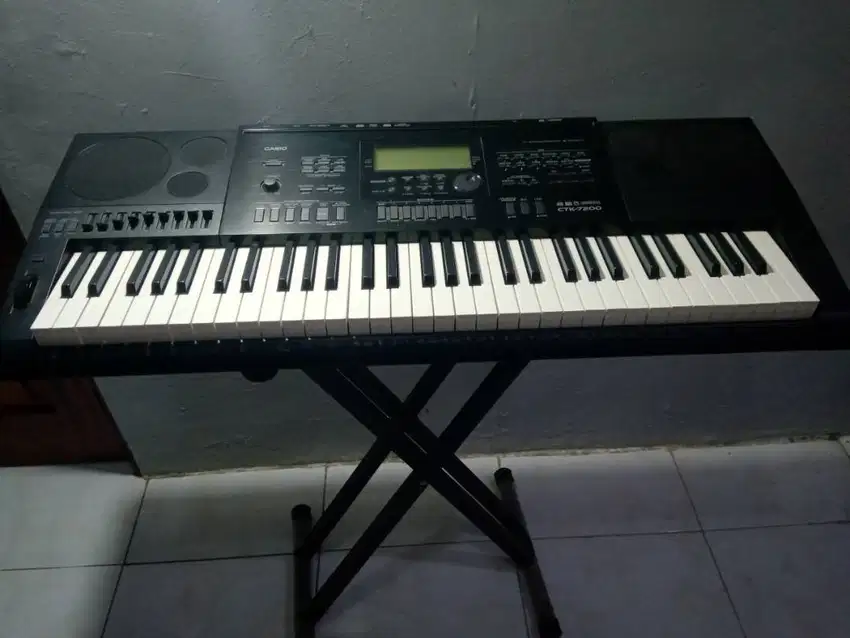 Electronic Keyboard Casio CTK-7200 Seperti baru