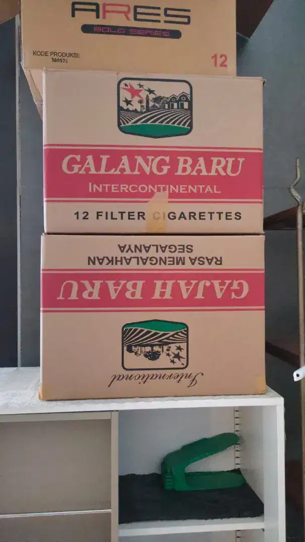 Kardus tebal rokok