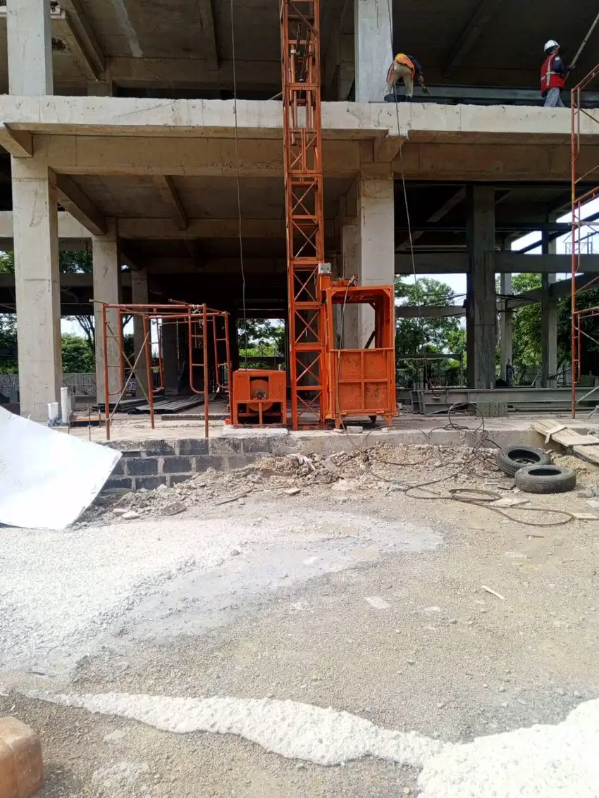 Lift Barang / Lift Material / Hoist Proyek Kota Penajam Paser