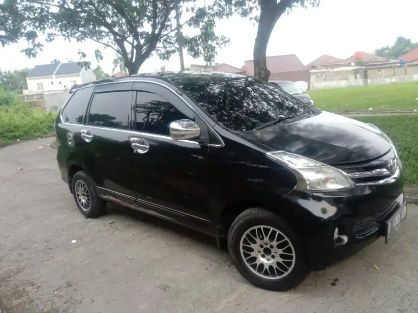 Toyota new avanza 2012 tipe G 1300 cc matic AT pajak hidup