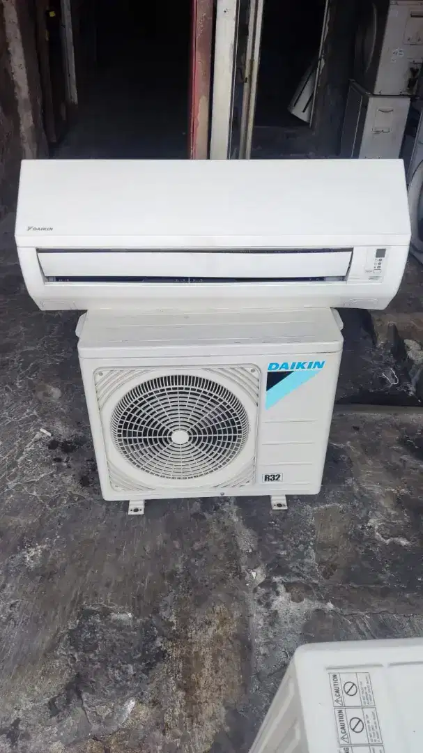 Jual AC Daikin 1/2 pk