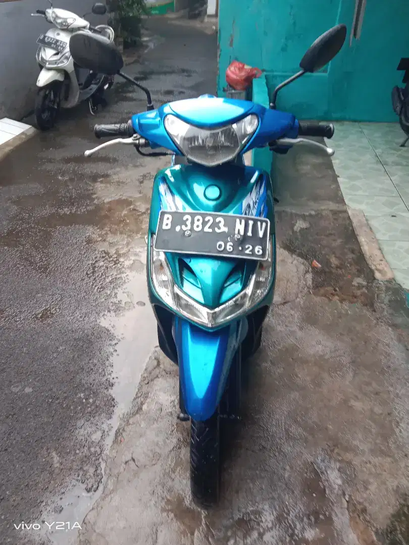 Jual motor yamaha mio semel thn 2010 warna biru