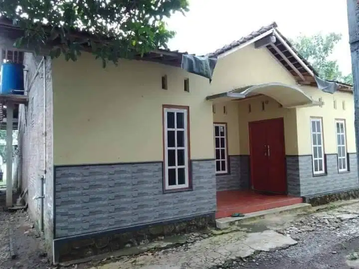 Rumah murah di Deket pasar salaman