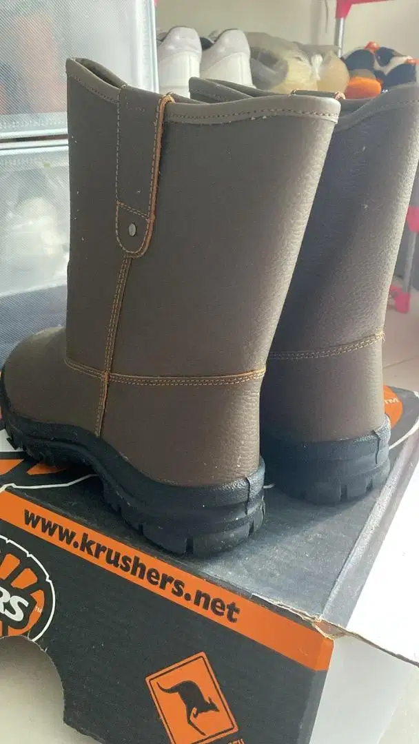 Sepatu Safety Krushers