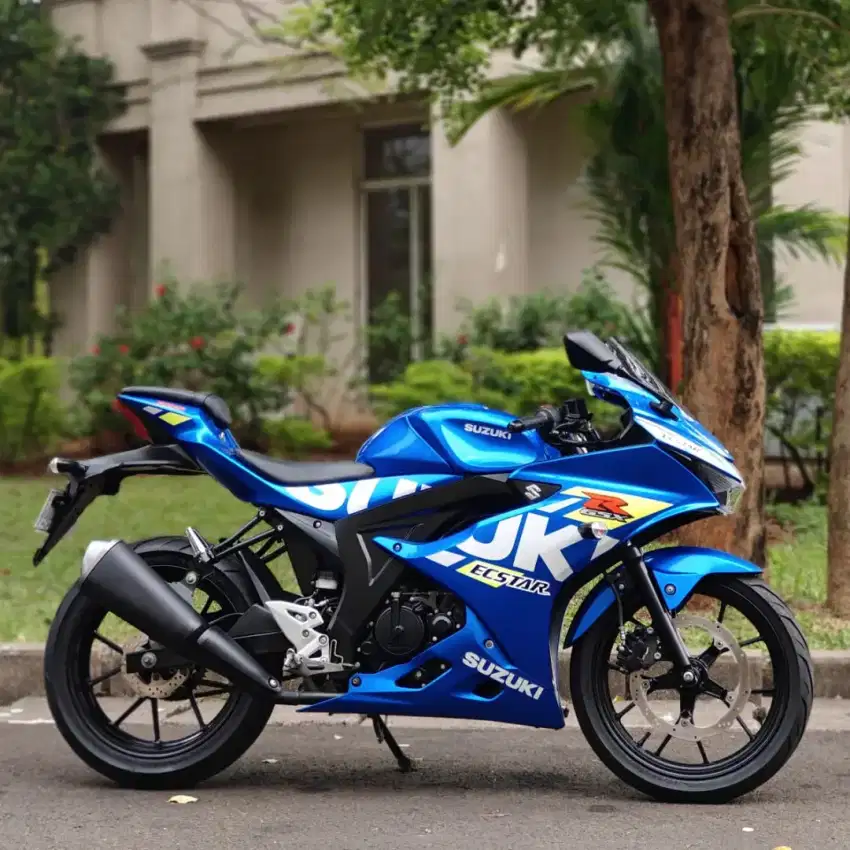 SUZUKI GSX 150R BIRU 2023 KM 6K SUPER ISTIMEWA PAJAK ON