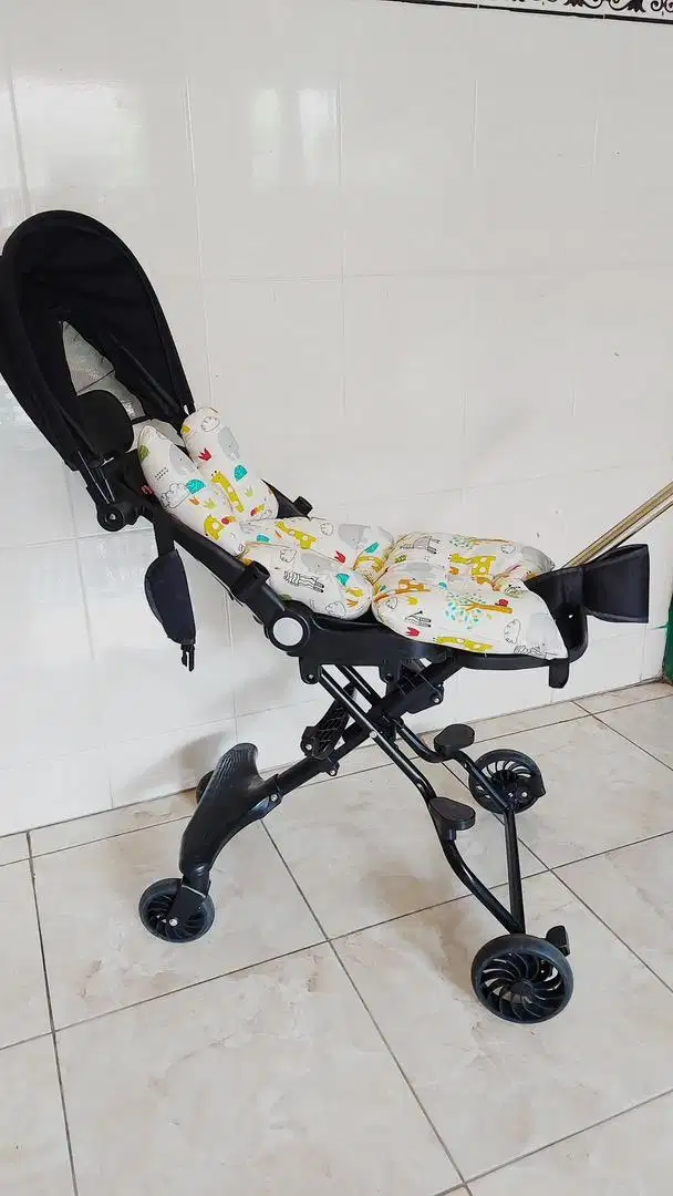 Stroller bayi 0-1 tahun