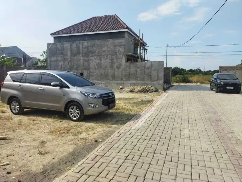 dijual tanah kavlingan lokasi perumahan di sumber luas 165m2