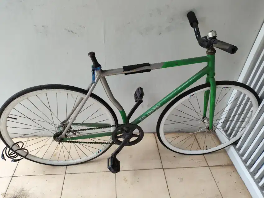 SEPEDA FIXIE BEKAS