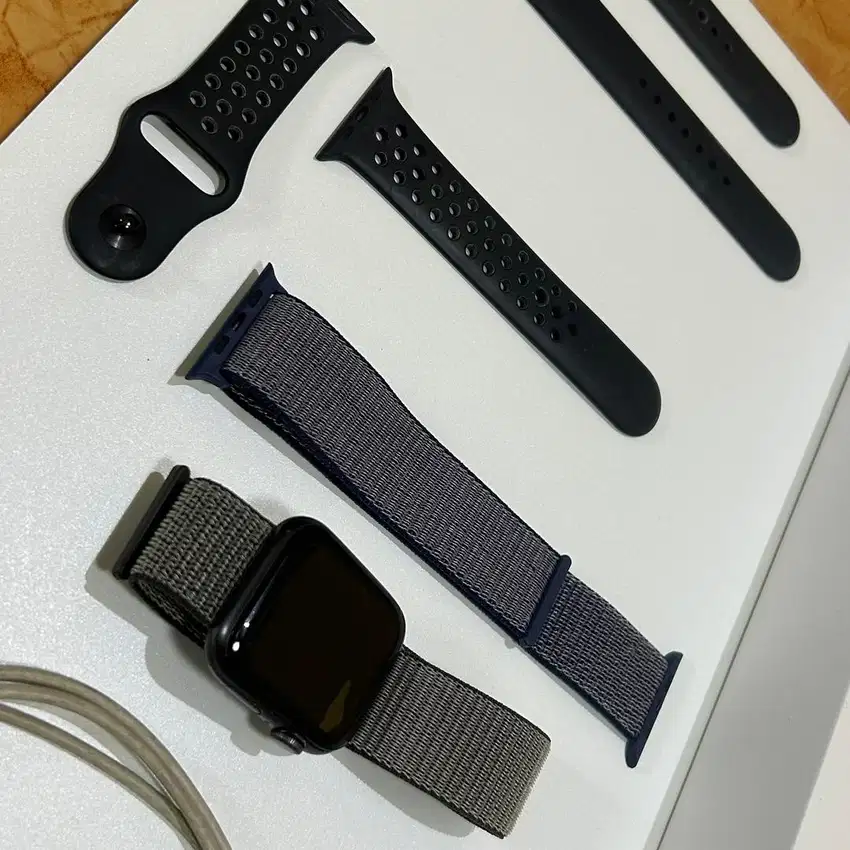 Apple watch series 5 44mm inter