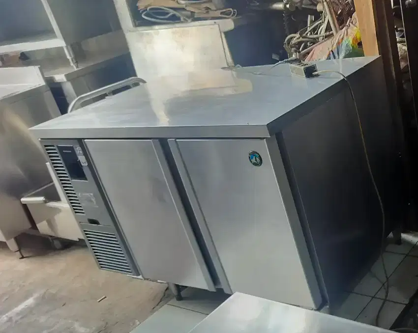 Di jual peralatan resto ex cafe kitchen equipment bekas siap pakai