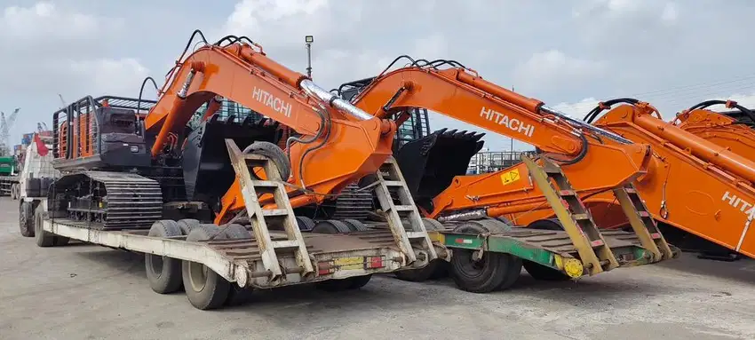 Jual Excavator Hitachi ZX210F-5G Baru