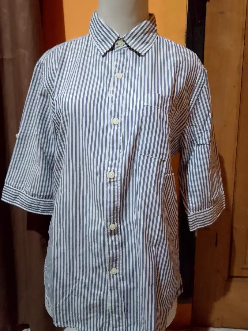 Kemeja salur lengan 3/8