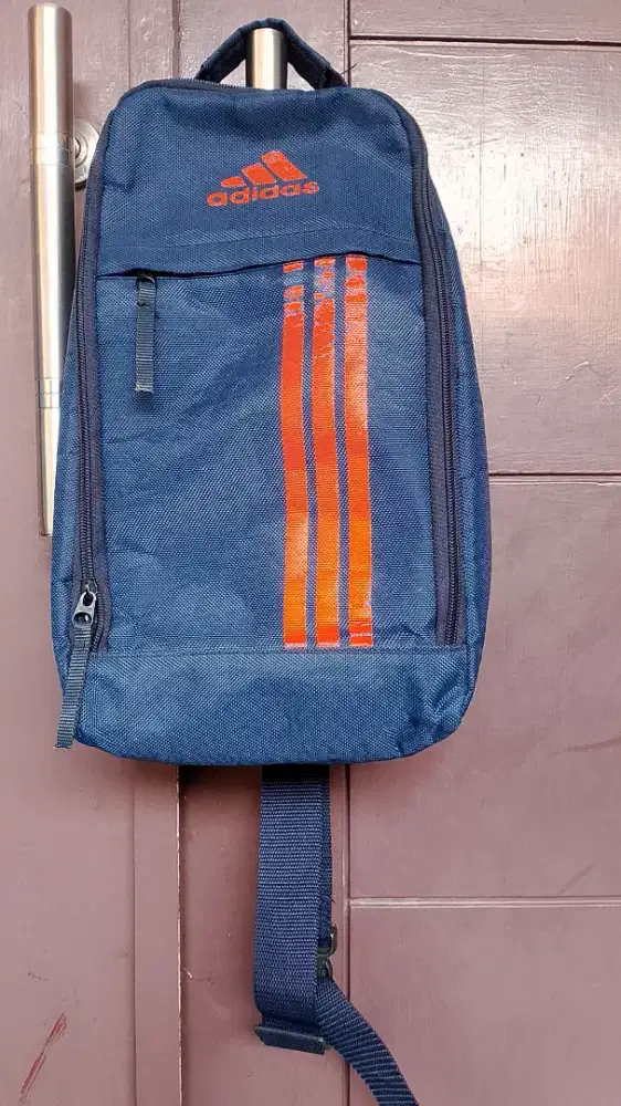 Tas Selempang Adidas