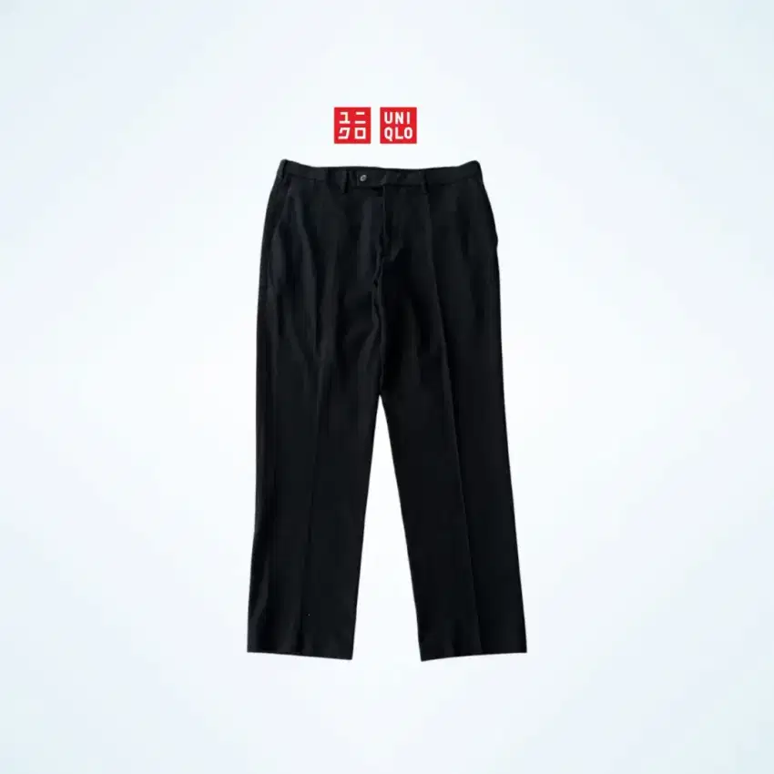 CELANA UNIQLO HEATTECH SALUR STRETCH