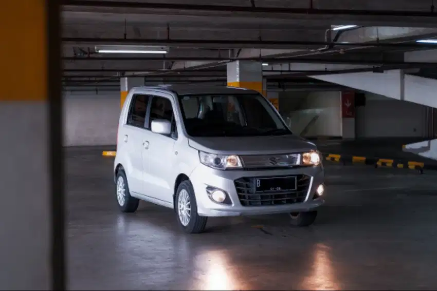 [DP HANYA 10 JUTA] Suzuki Karimun Wagon R GS A/T 2015 (Silver)