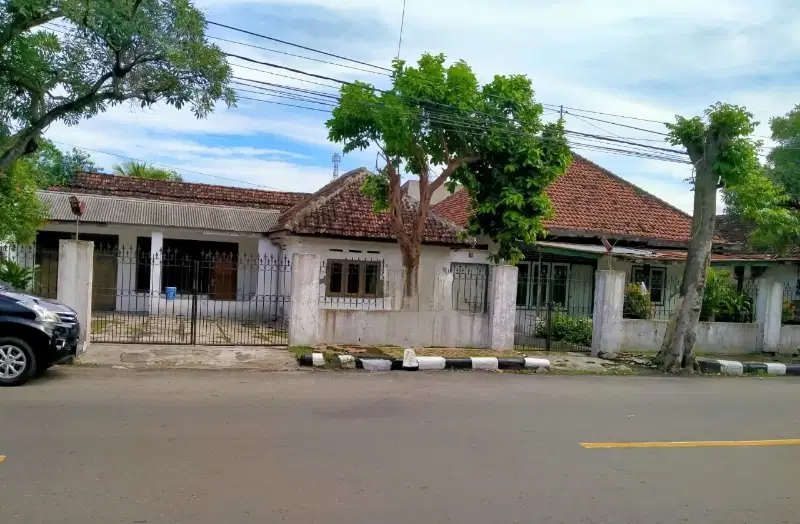 Dijual tanah dan bangunan di kota Kediri